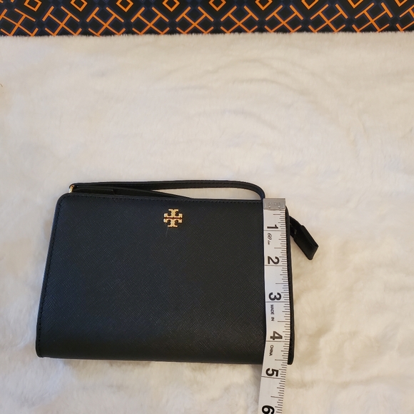 NEW! TORY BURCH Emerson Wristlet Pouch Black - Picture 9 of 12